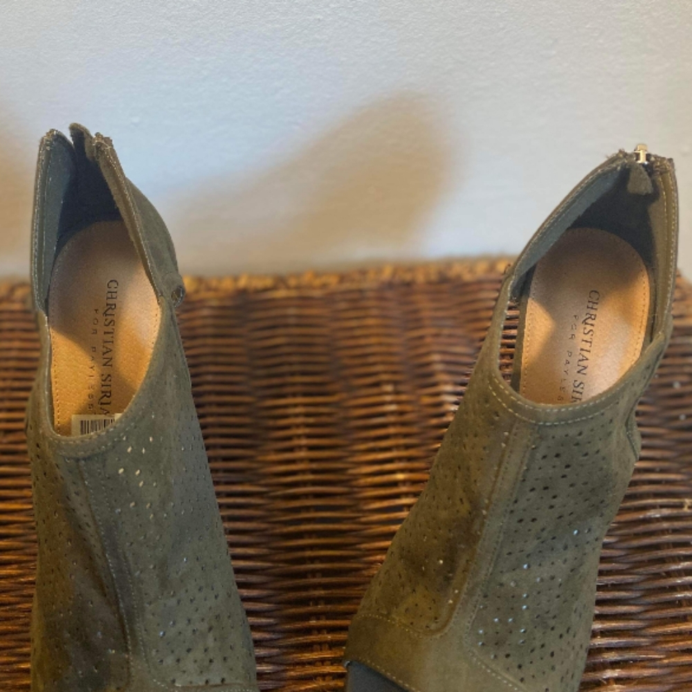 Christian Siriano Women's Open Toe stilettos LIKE NEW - Picture 3 of 5